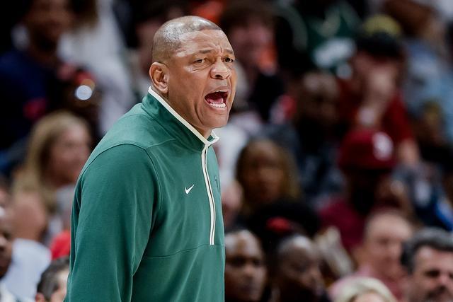 失望，主力阵容惨败于弱队，中国男篮为何如斯无力？