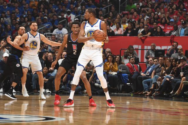 盘点NBA历史上巅峰期最具统治力的十位球星